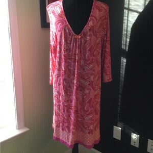 Ellen Tracy Vibrant Pink and Orange Paisley Sleep Lounger